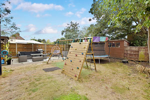 Photo 14- click for photo gallery